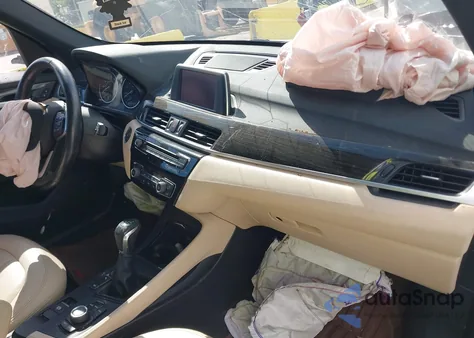 2018 BMW X1 xDrive28I из США, поврежденный, VIN WBXHT3C3XJ5K21131